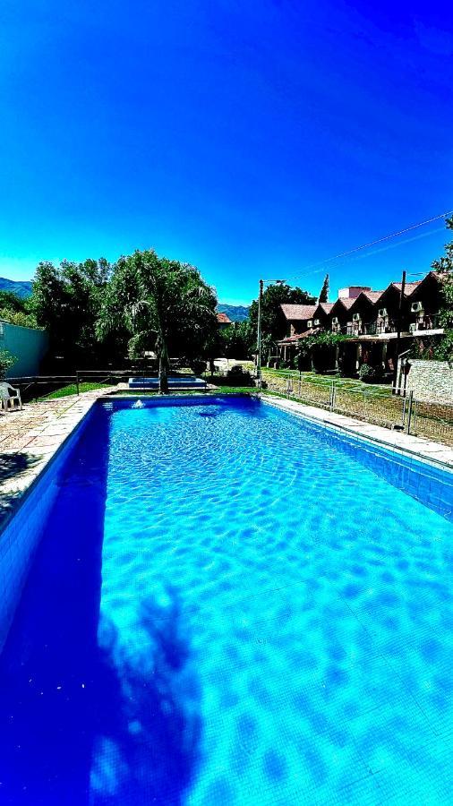 Apart Hotel Piscu Yaco Merlo Buitenkant foto